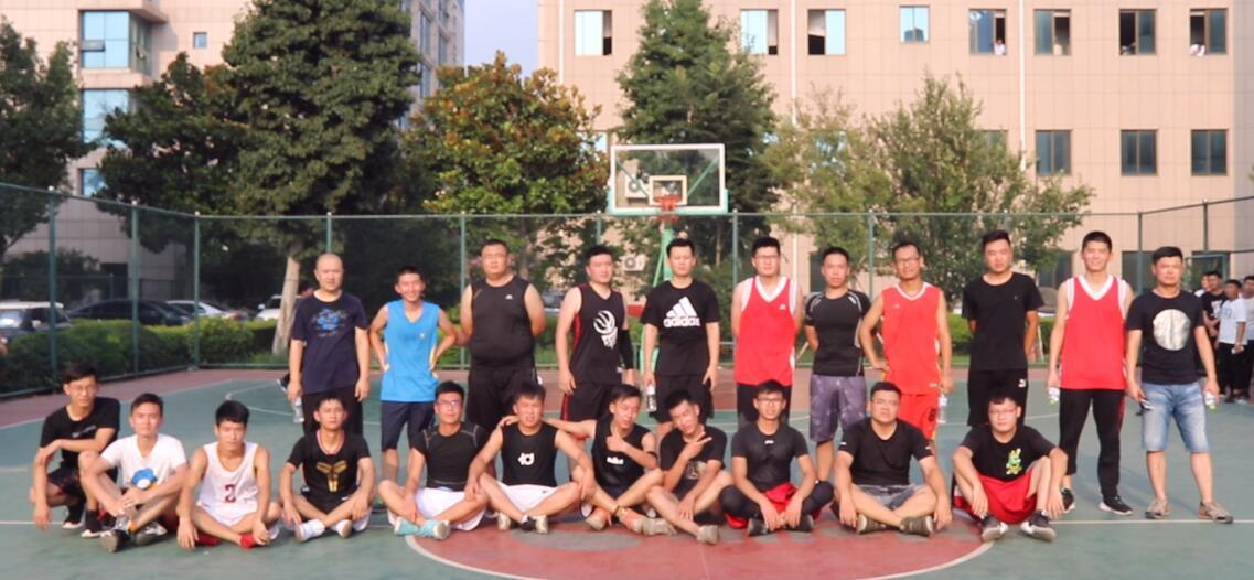 企業(yè)文化辦組織開(kāi)展“強(qiáng)體魄 · 迎慶典”籃球賽 向集團(tuán)二十華誕獻(xiàn)禮