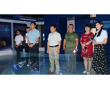 銀川市投資促進(jìn)局、山東濰坊商會領(lǐng)導(dǎo)一行來集團(tuán)參觀訪問