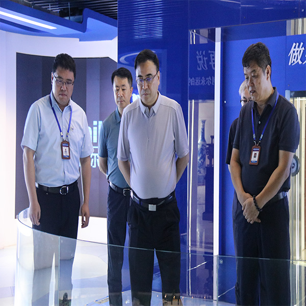 山東省農(nóng)業(yè)農(nóng)村廳王廳長一行來集團(tuán)參觀指導(dǎo)
